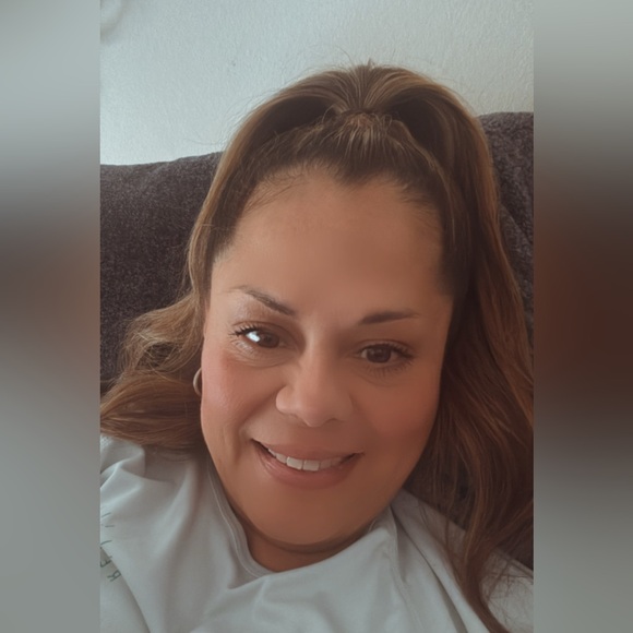 Meet your Posher, Marla - Picture 3 of 15